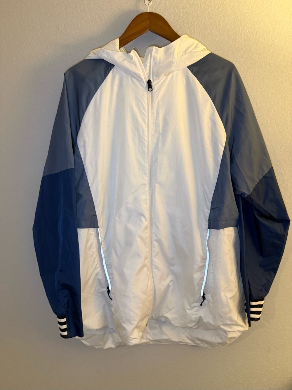 adidas White and Navy Colorblock Hooded Windbreaker - Picture 2 of 9